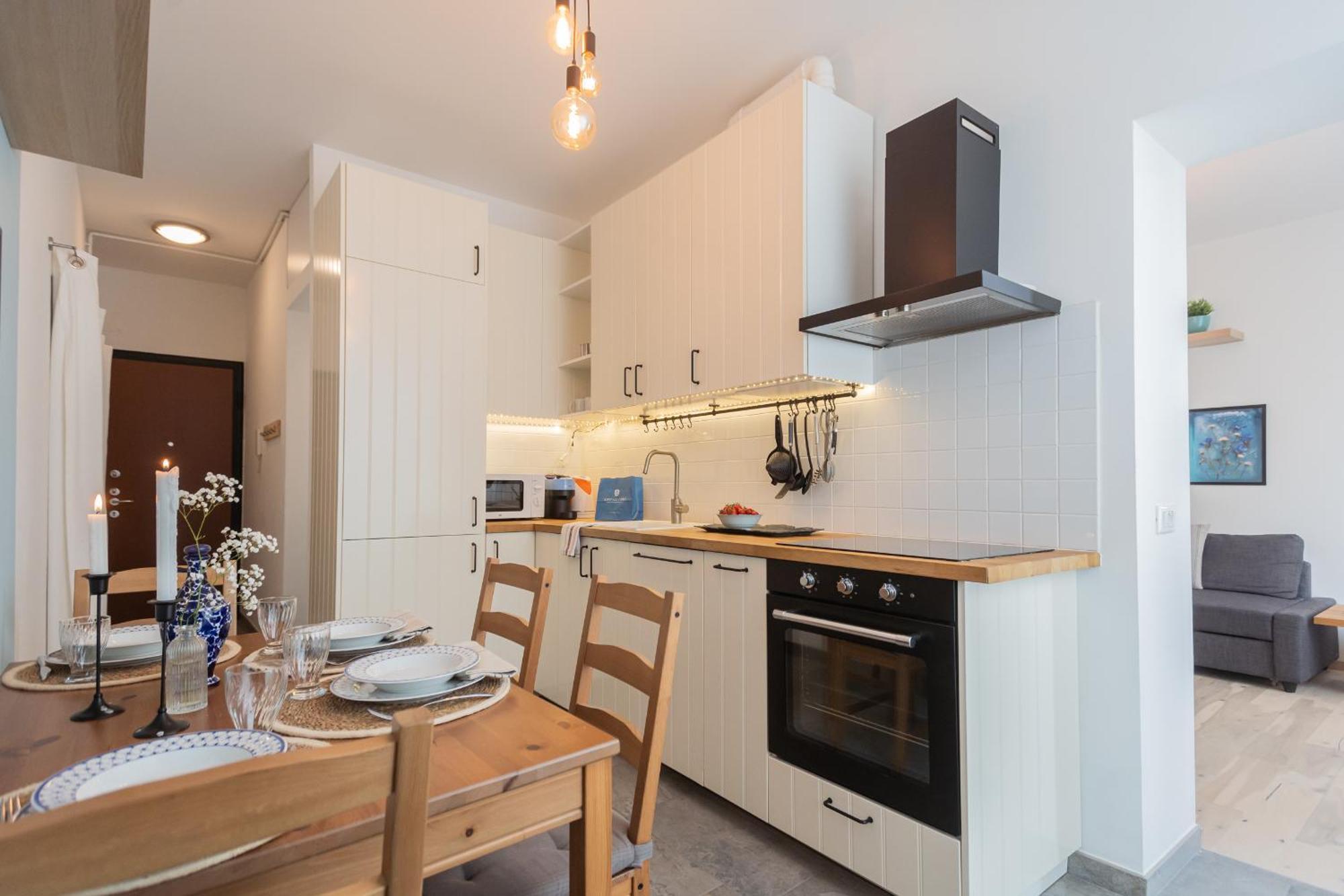 Old Court Hideaway By Rent All Como Exterior photo